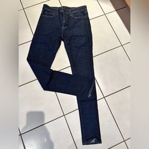 Uniqlo Jeans - Slim Fit - Men’s size 31